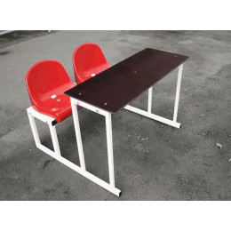 Стол для судьи на 2 места (пластиковое сидение и стол)